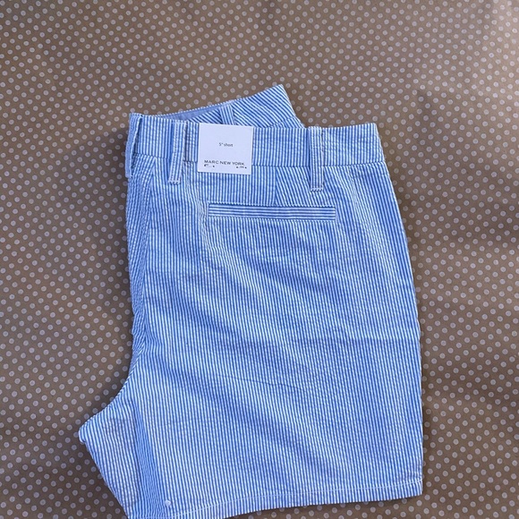 Women’s shorts by Andrew Marc - Picture 2 of 2